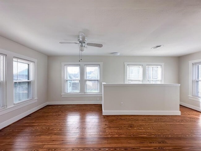 Building Photo - 311 Cordell St