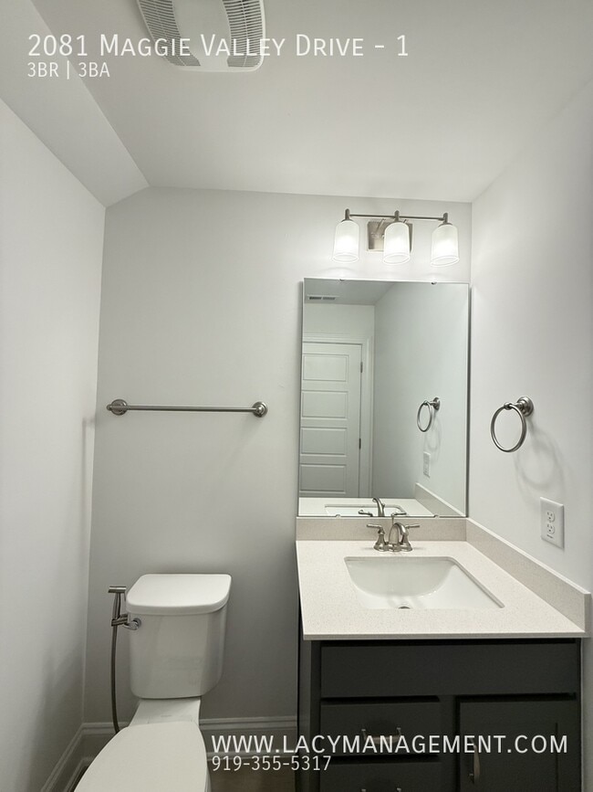 Building Photo - 2081 Maggie Vly Dr