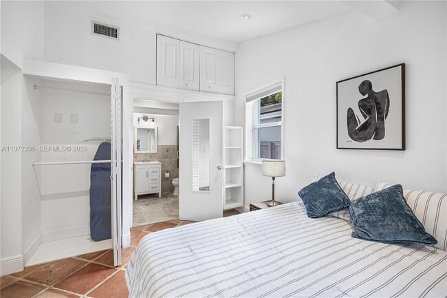 Building Photo - 4150 Ventura Ave