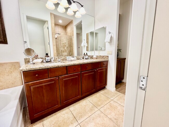 Building Photo - 77772 Tradition Dr