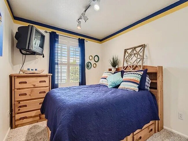 Building Photo - Beautiful 3 Bedroom 3.5 Bath Home in Highlands Ranch – Finished Basement & Great Location!