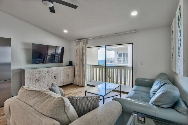 Building Photo - 50% off first months rent.  Gulf front community, Gulf views from balcony, community pool, walkin...