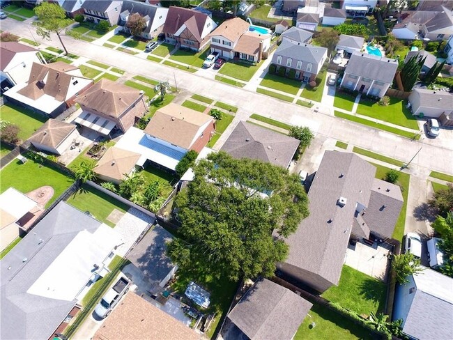 Building Photo - 316 Bienville Dr