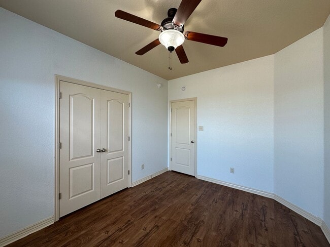 Building Photo - * Move-In Special * Beautiful 4 Bed / 2 Bath Home in Fort Smith