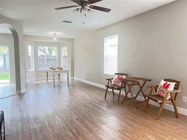 Building Photo - 10452 Blackmore Dr