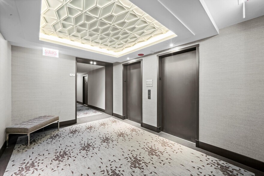 Building Photo - 3550 N Lake Shore Dr