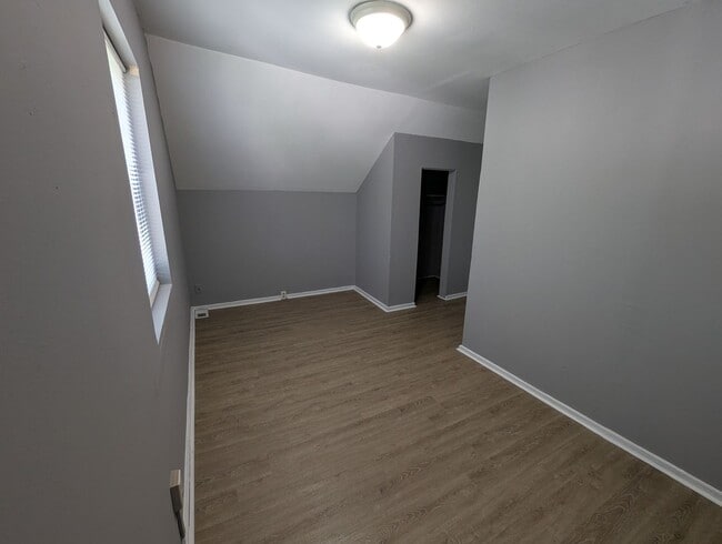 Building Photo - Live on Pennsylvania Ave – Get $100 Off Re...