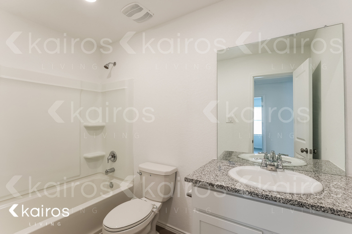 Building Photo - 14406 Calaveras Creek