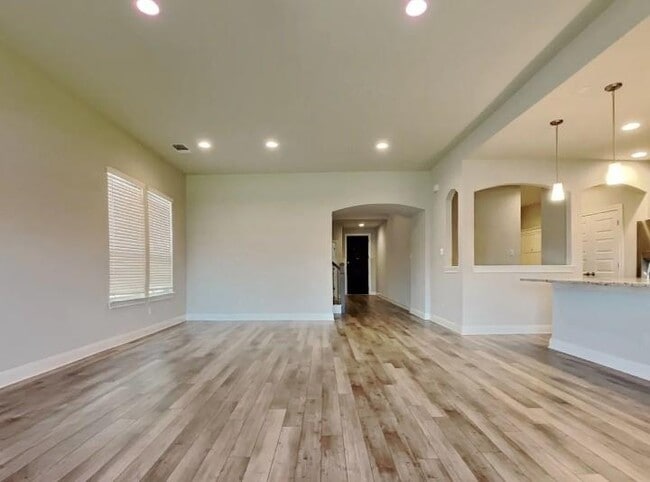 Building Photo - 3610 Thunian Pass