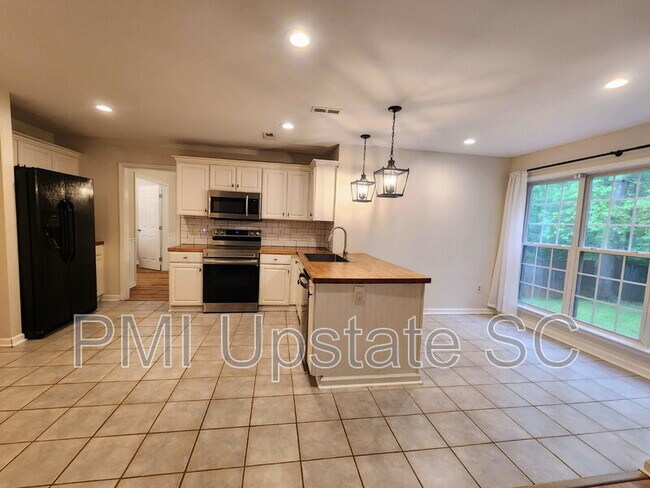 Building Photo - 122 Glen Willow Ct