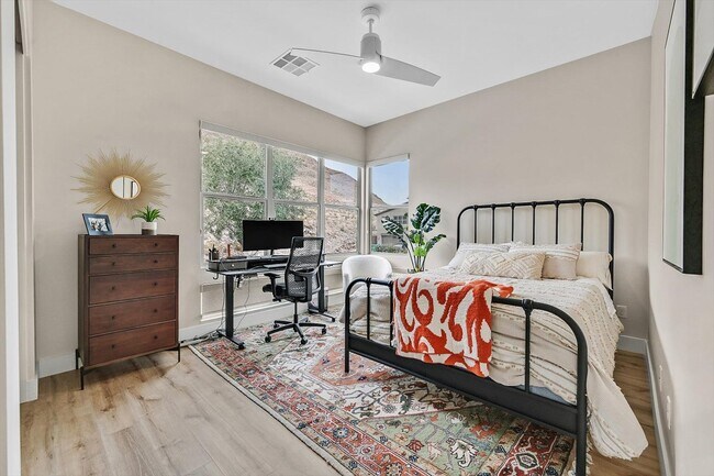 Building Photo - 6690 Interstellar St