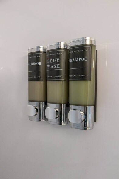 Building Photo - 1221 Kenwood St