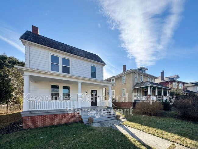 Building Photo - 2806 Hawthorne Ave