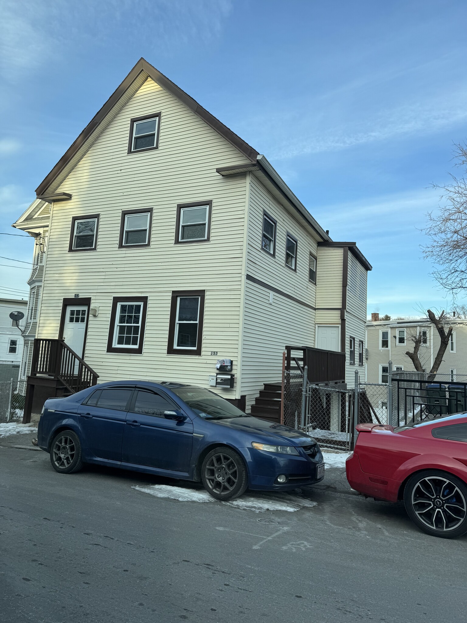 Building Photo - 153 Union St