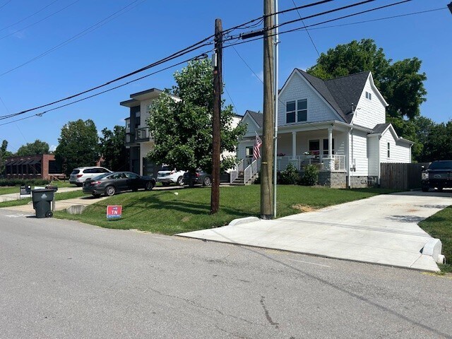 Street View - 618 Southgate Ave