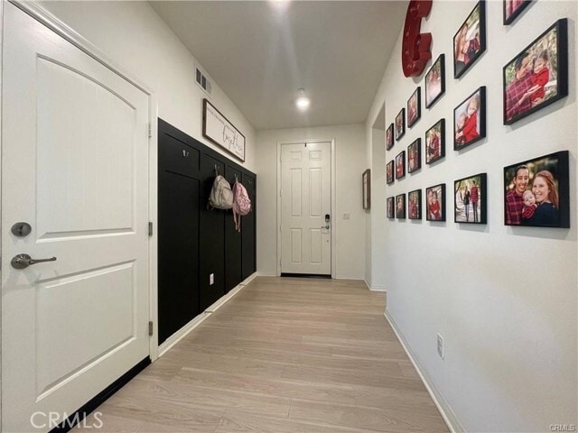 Building Photo - 3141 E Mt Rainier Drive