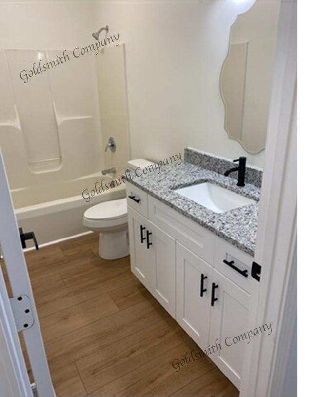 Building Photo - 211A Hillandale Rd