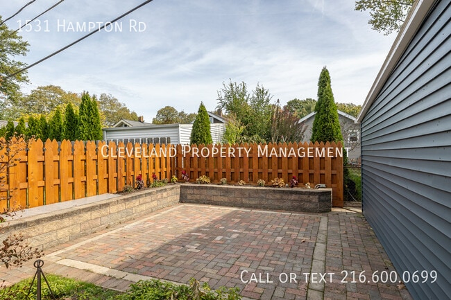 Building Photo - 1531 Hampton Rd