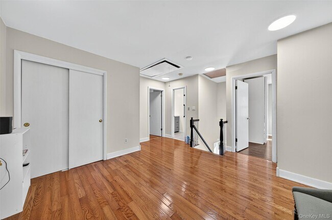 Building Photo - 101 Woodland Rd