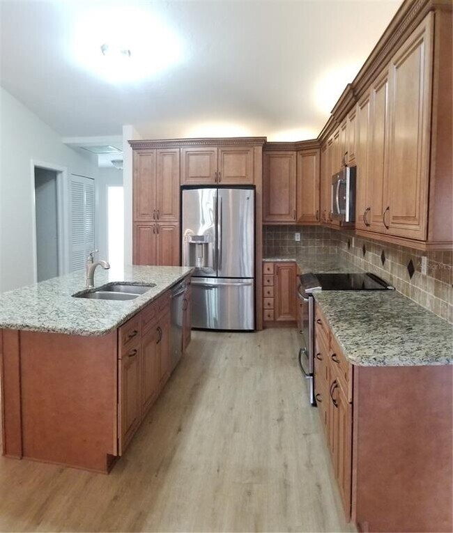 Building Photo - 5810 Garden Lakes Majestic