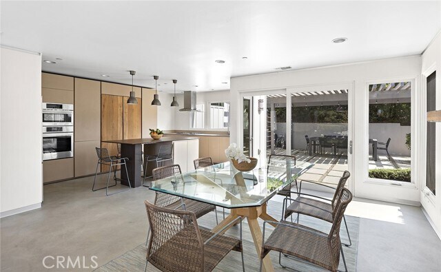 Building Photo - 30872 Marilyn Dr