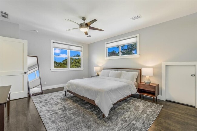 Building Photo - 3102 Foxfire Dr