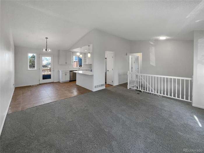 Building Photo - 10131 Routt St