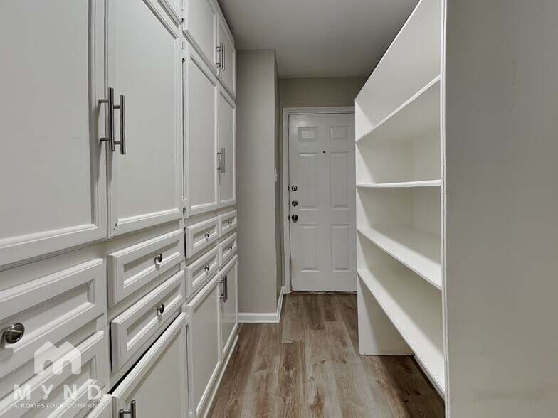 Building Photo - 19806 Azalea Valley Dr