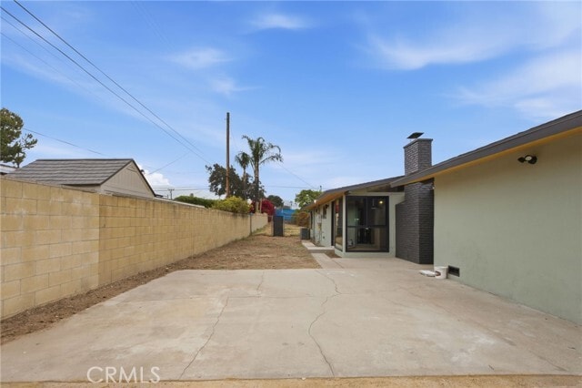 Building Photo - 1261 E Ada Ave