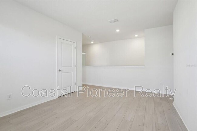 Building Photo - 2604 Knight Island Dr