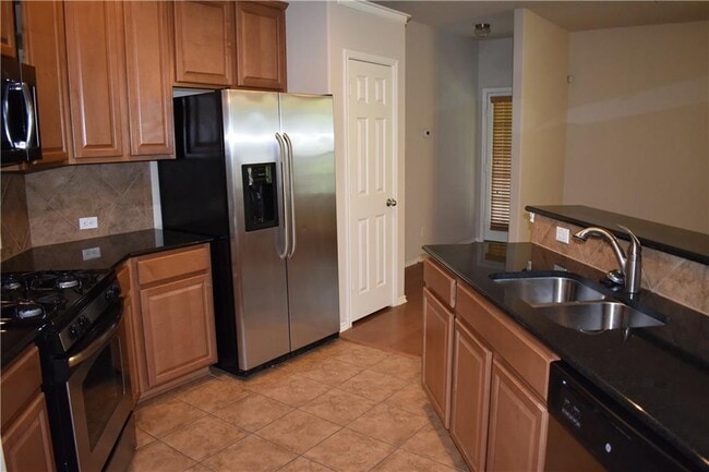 Building Photo - 1310 W Parmer Ln