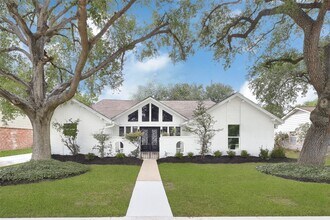 Building Photo - 15702 Congo Ln