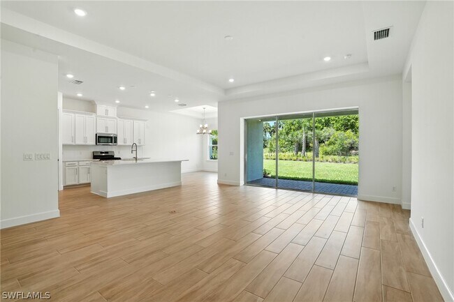 Building Photo - 18301 Terracina Dr