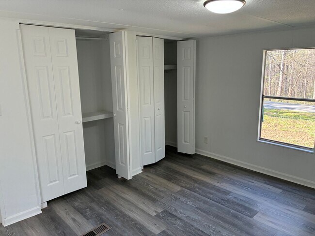 Building Photo - Newly remodeled home is located in Lancaster, SC 29720.