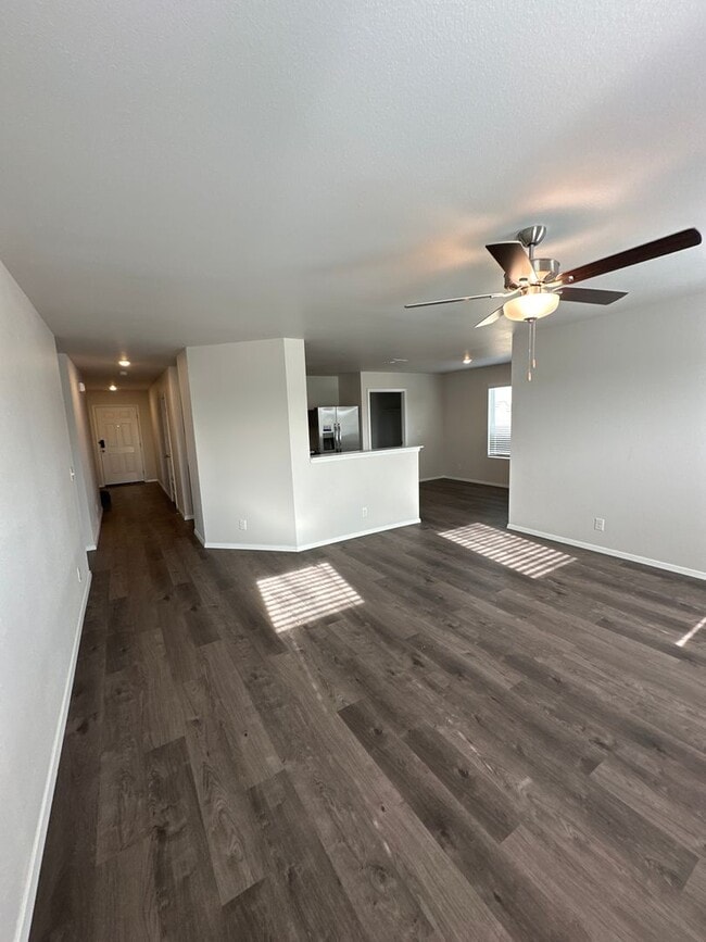 Building Photo - Three Bedroom | Two Bathroom Home in Claremore