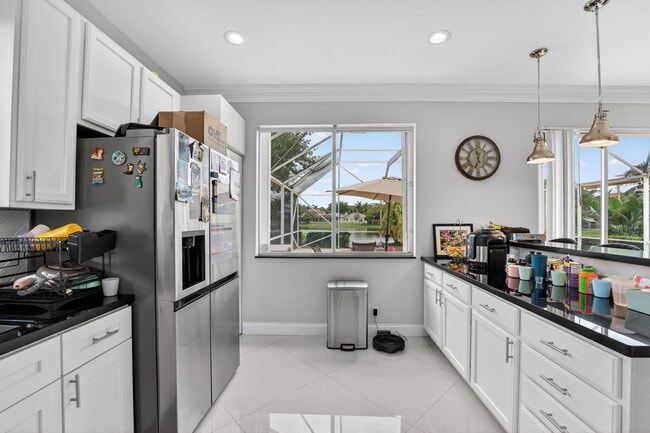 Building Photo - 3755 Pebblebrook Ct