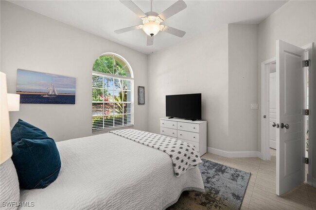 Building Photo - 24921 Bay Cedar Dr