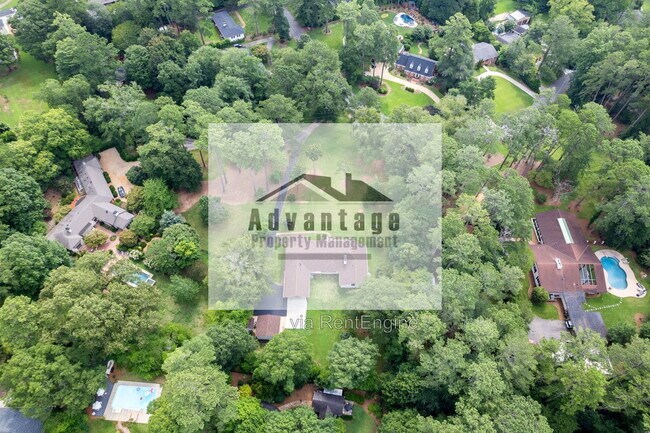 Building Photo - 1099 Pine Valley Rd