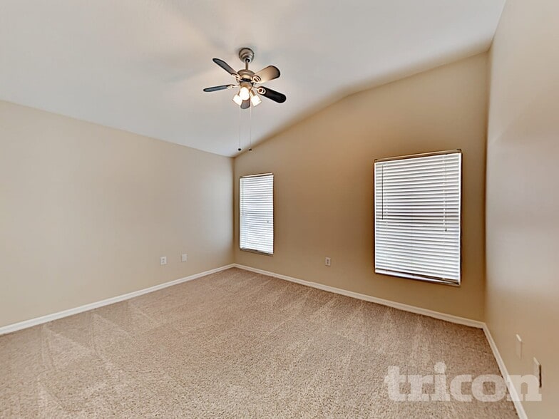 Building Photo - 1926 Sean Wood Cir