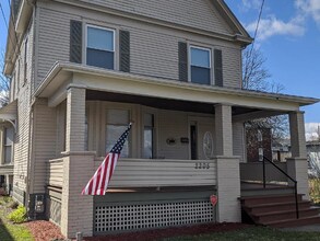 Building Photo - 2205 Highland Ave