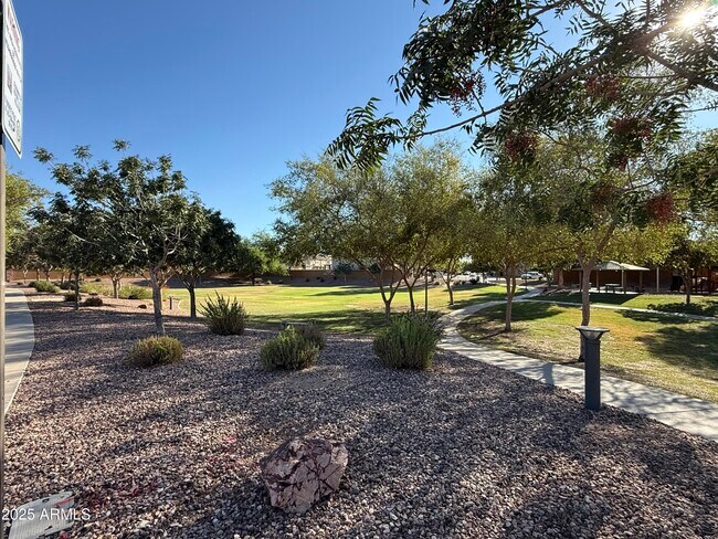Building Photo - 25740 W Nancy Ln