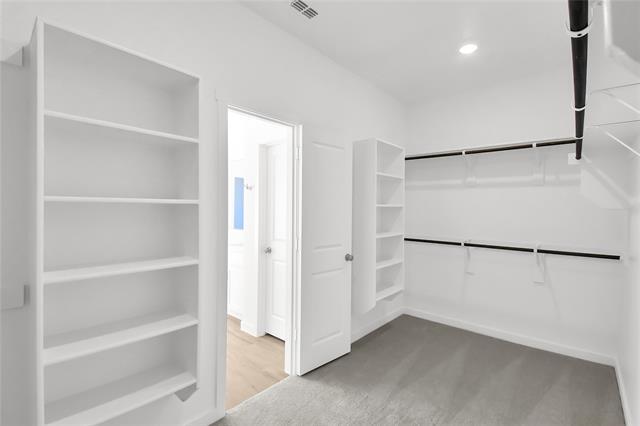 Building Photo - 1504 Adams Dr