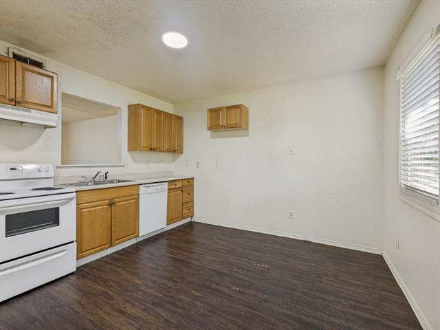 Building Photo - 1408 Arvel Cir