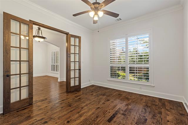 Building Photo - 3976 Chevy Chase Ln