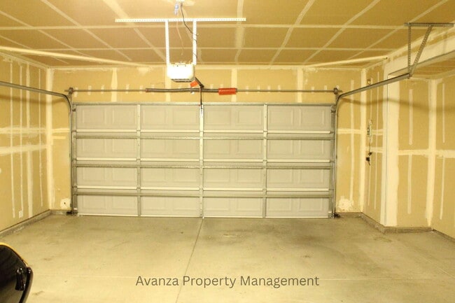 Building Photo - Home for Rent