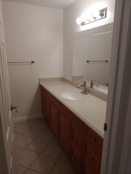 Building Photo - 3700 Dean Dr