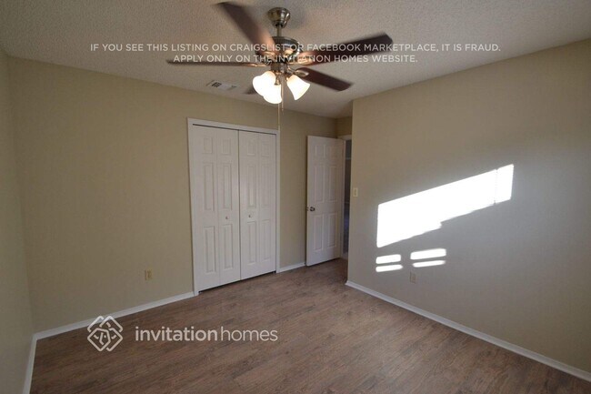 Building Photo - 234 Lakebreeze Cir