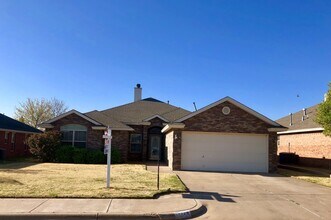 Building Photo - 4 Bedroom in South Lubbock