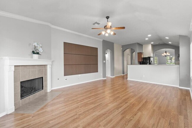 Building Photo - 4766 Wind Trace Dr