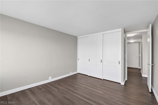 Building Photo - 12700 Lake Ave